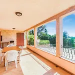 Domaine De La Bastide D'a Сен-Рафаэль