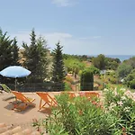 Апартаменты Domaine De La Bastide D'a *